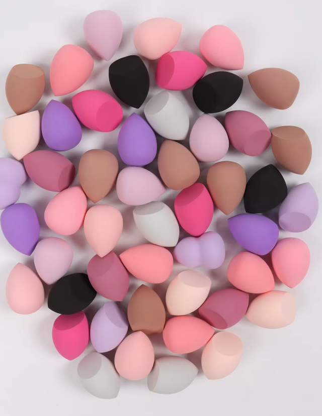 Medium Size Beauty Sponge 6/12 Pieces, Random Color and Shape, Foundation Mixing Beauty Sponge, Liquid, Cream and Powde